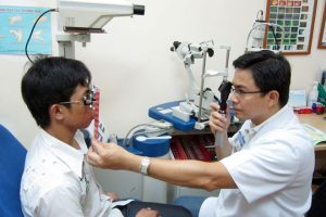 Mắt cận thị có đi xuất khẩu lao động Nhật Bản được không?