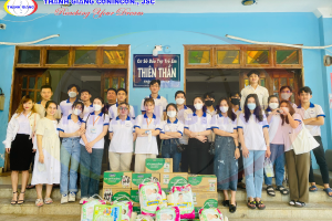 MÓN QUÀ Ý NGHĨA THANH GIANG GỬI TẶNG ĐẾN CON EM NHÂN VIÊN TOÀN CÔNG TY CÙNG TRẺ EM MỒ CÔI BỊ BỎ RƠI DỊP 1/6