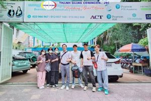 THANH GIANG VUI MỪNG ĐÓN 6 HỌC VIÊN XUẤT SẮC ĐỖ CHỨNG CHỈ NHÀ HÀNG VÀ CHỨNG CHỈ JFT
